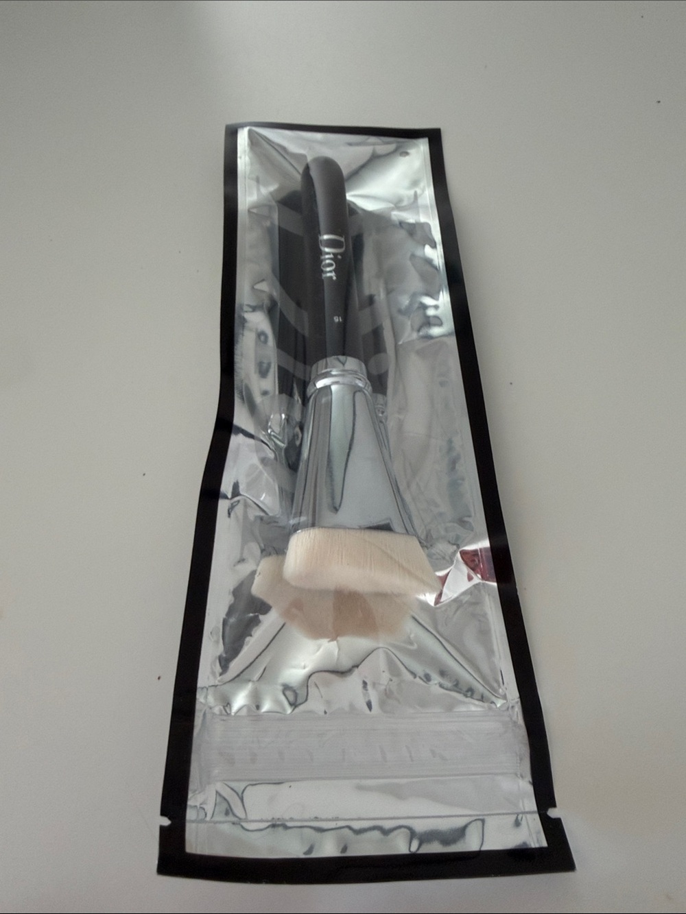 BNWT Dior Makeup Brush – 15